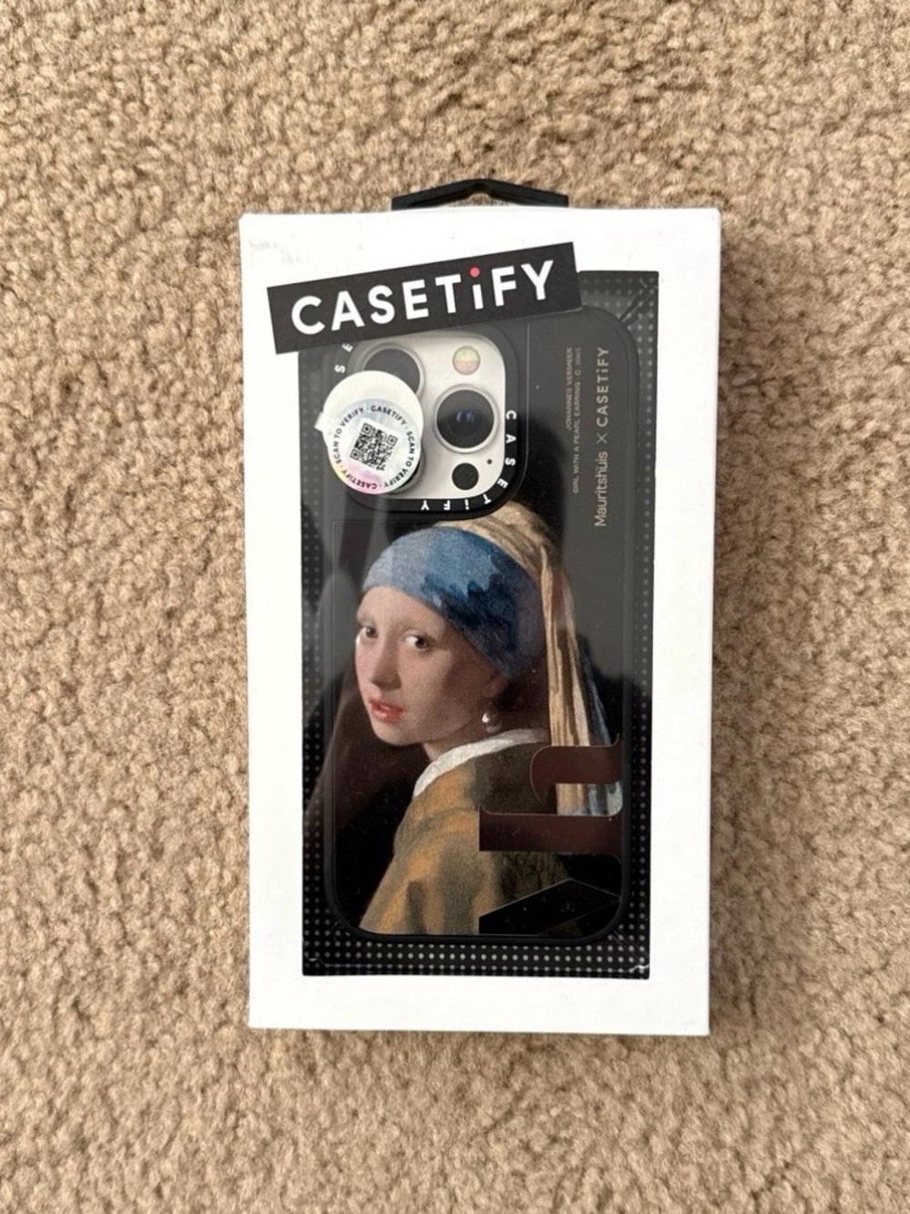 Casetify Girl with a Pearl Earring Case – Blue, Black, Brown, Cream